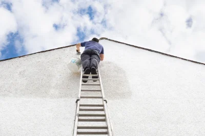 Peinture extérieure au Lardin-Saint-Lazare — façades et ravalement